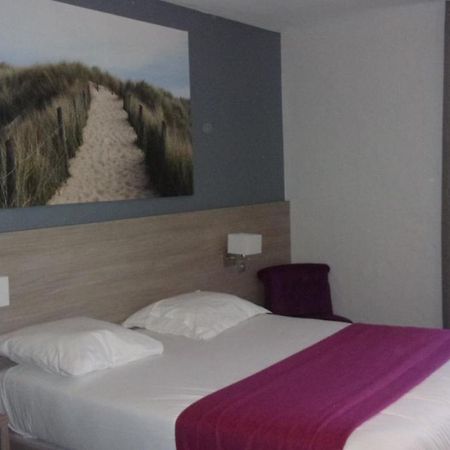 Atoll Hotel Restaurant Frejus Bagian luar foto