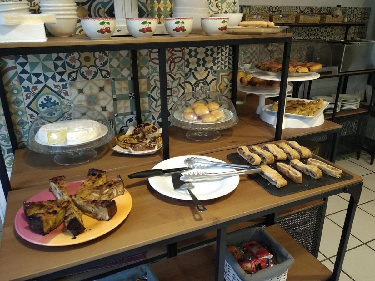 Atoll Hotel Restaurant Frejus Bagian luar foto